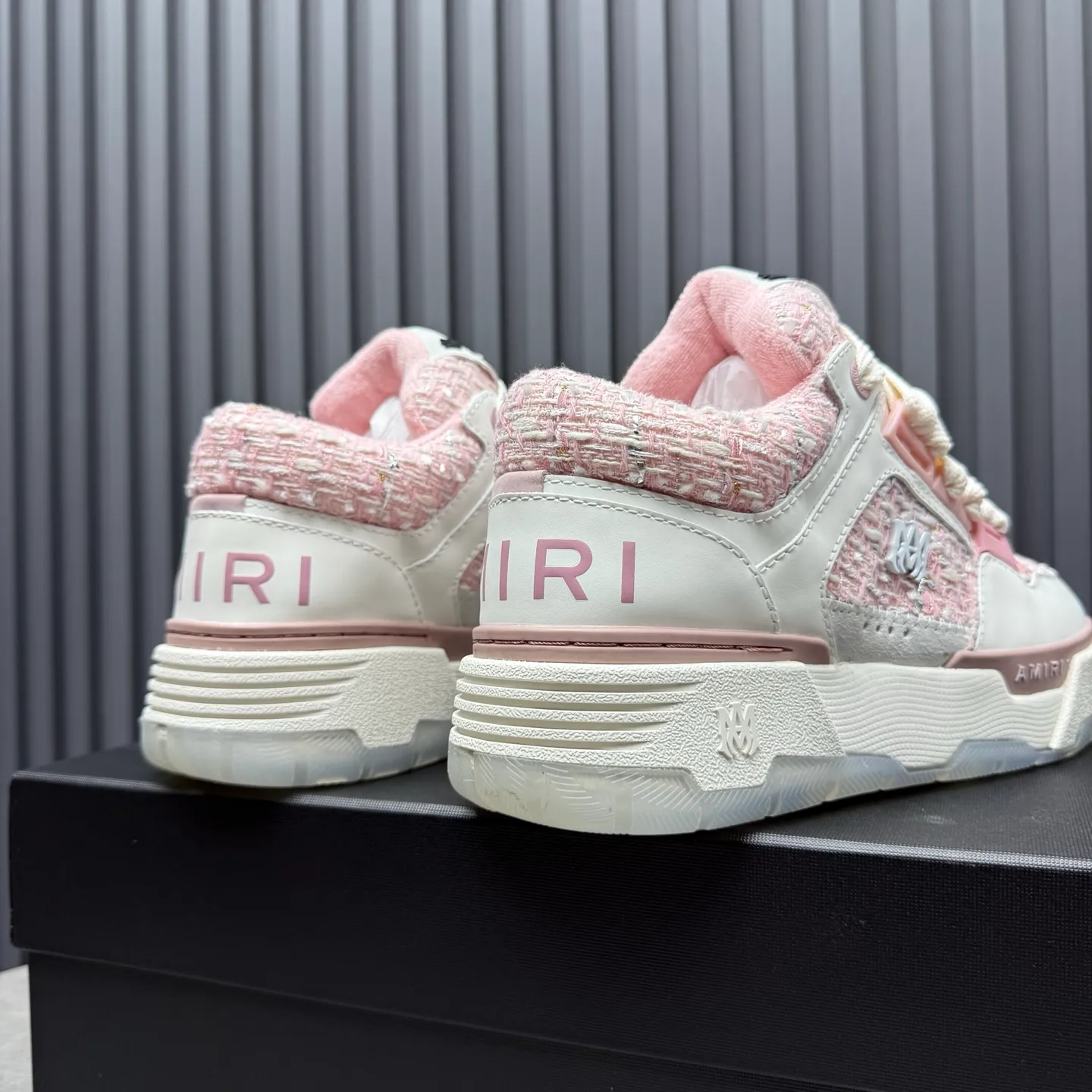 Men's shoes 💰660💰 AMIRI AMIRI trendy brand hot sale 🔥 Available all year round, couples 💑 Official website synchronization Imported fabrics 1⃣️ vs 1⃣️ replica, original factory special original sole, 35-45 (45. non-refundable)